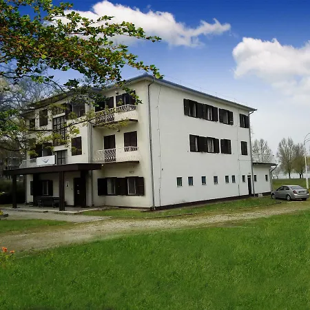 Hotel Siraly 2*